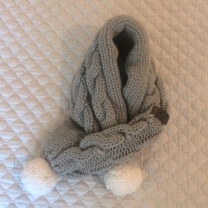 UGG Doggie Scarf